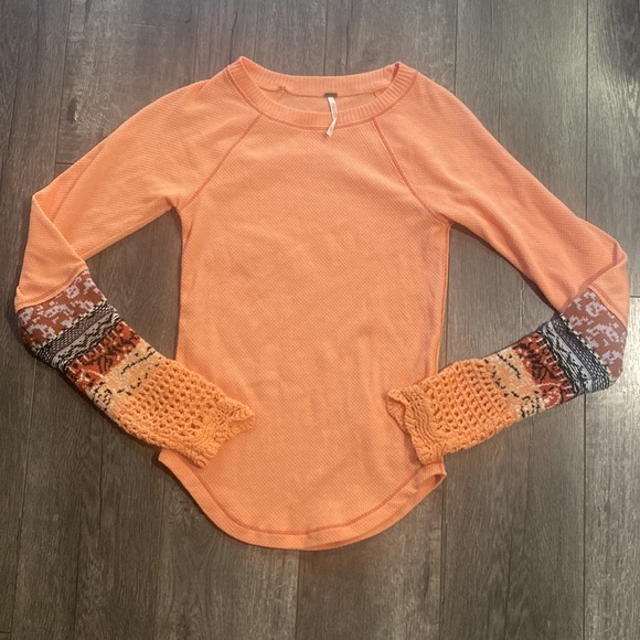 Free People “In The Mix Cuff Top” S - Picture 4 of 6